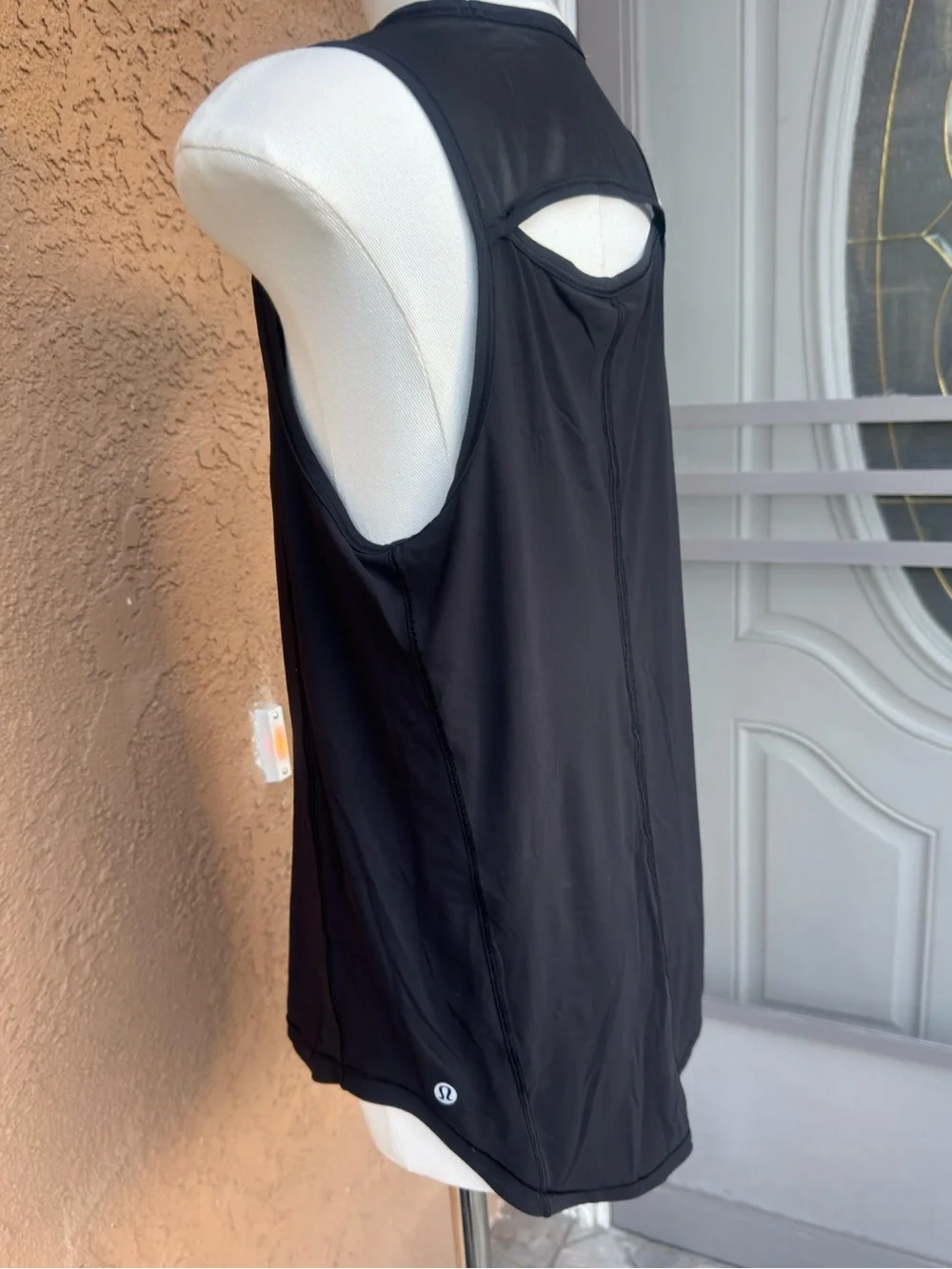 lululemon athletica Black Racerback Athletic Tank size 4